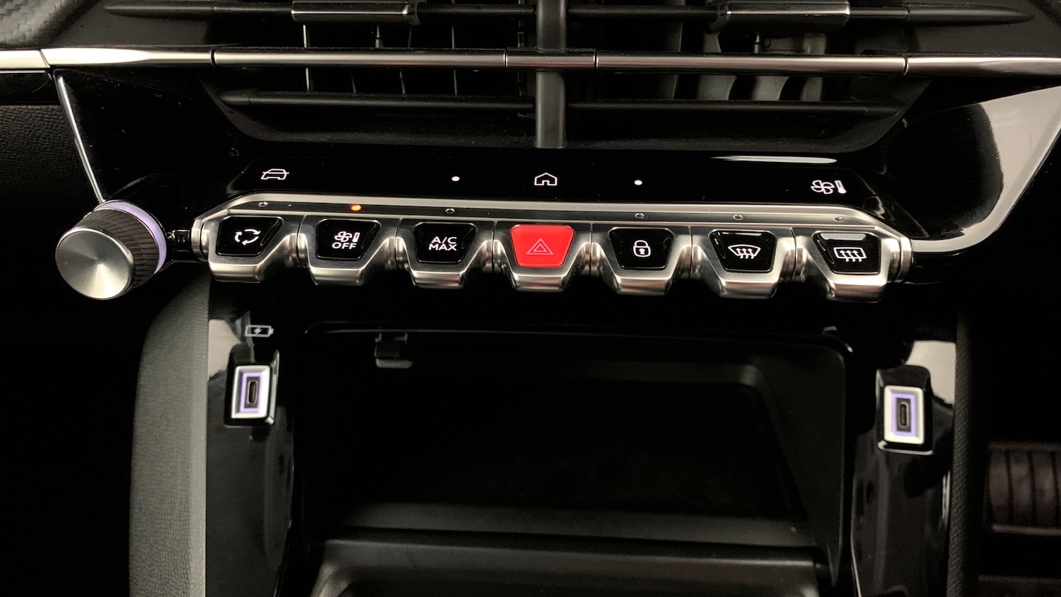 Used Peugeot 208 2024 for sale - 76647089: Photo 30