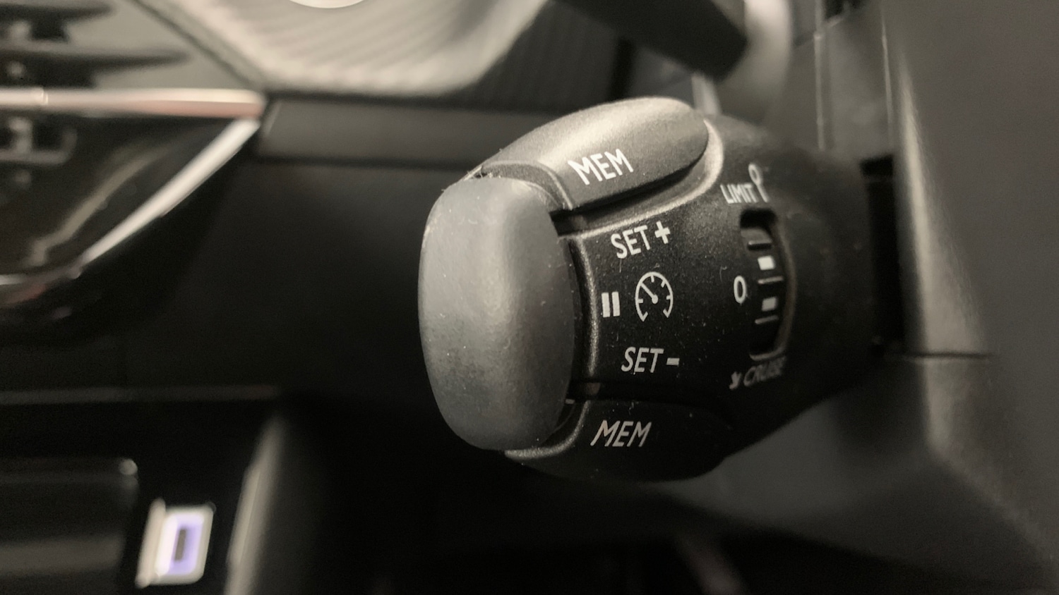 Used Peugeot 208 2024 for sale - 76647089: Photo 37