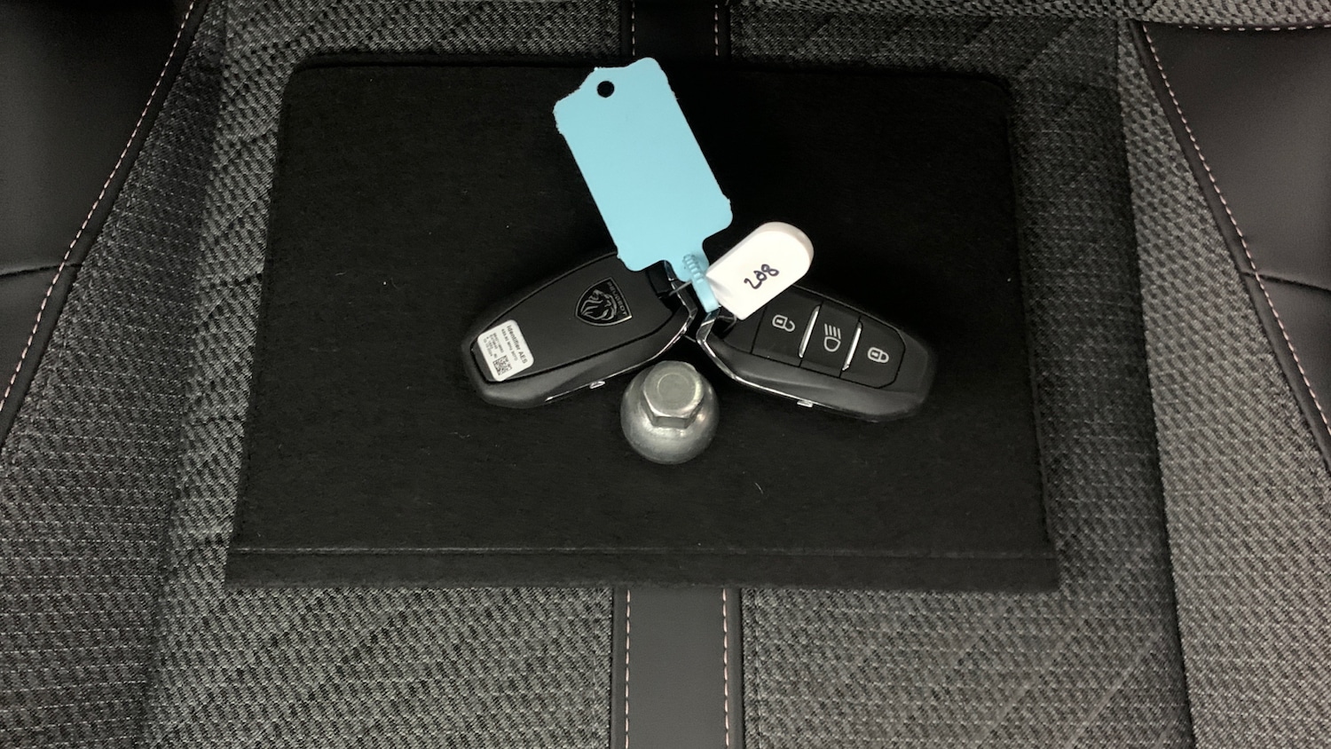 Used Peugeot 208 2024 for sale - 76647089: Photo 41