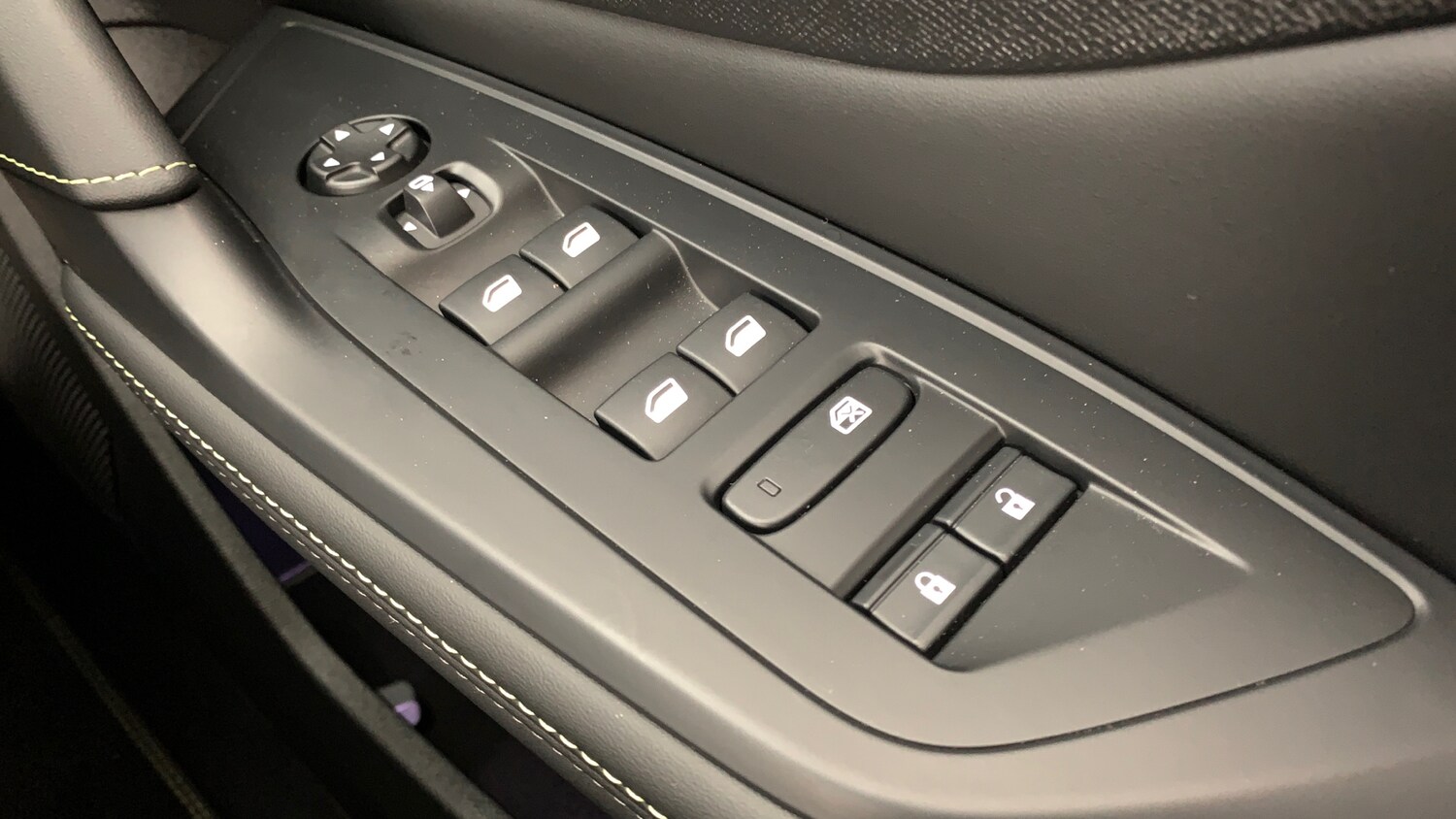 Used Peugeot 408 2025 for sale - 78158082: Photo 39