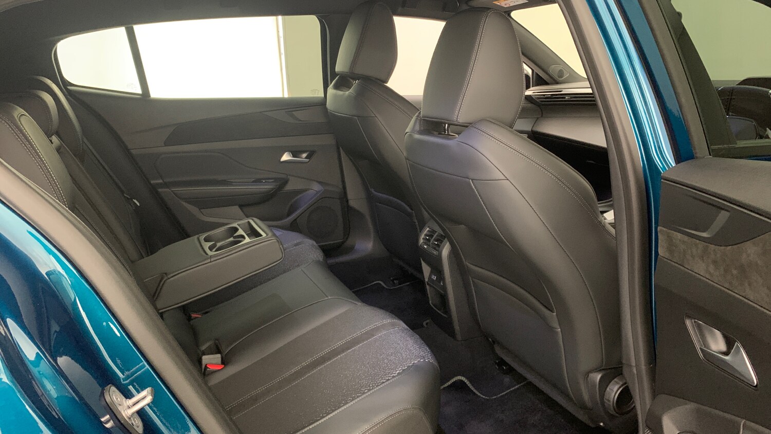 Used Peugeot 408 2025 for sale - 78158082: Photo 65