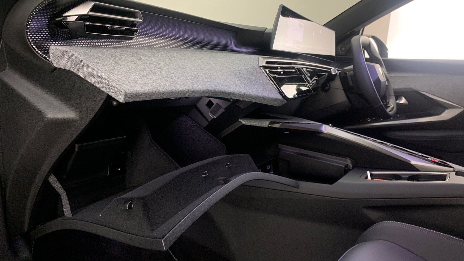 Used Peugeot 3008 2025 for sale - 78158139: Photo 43