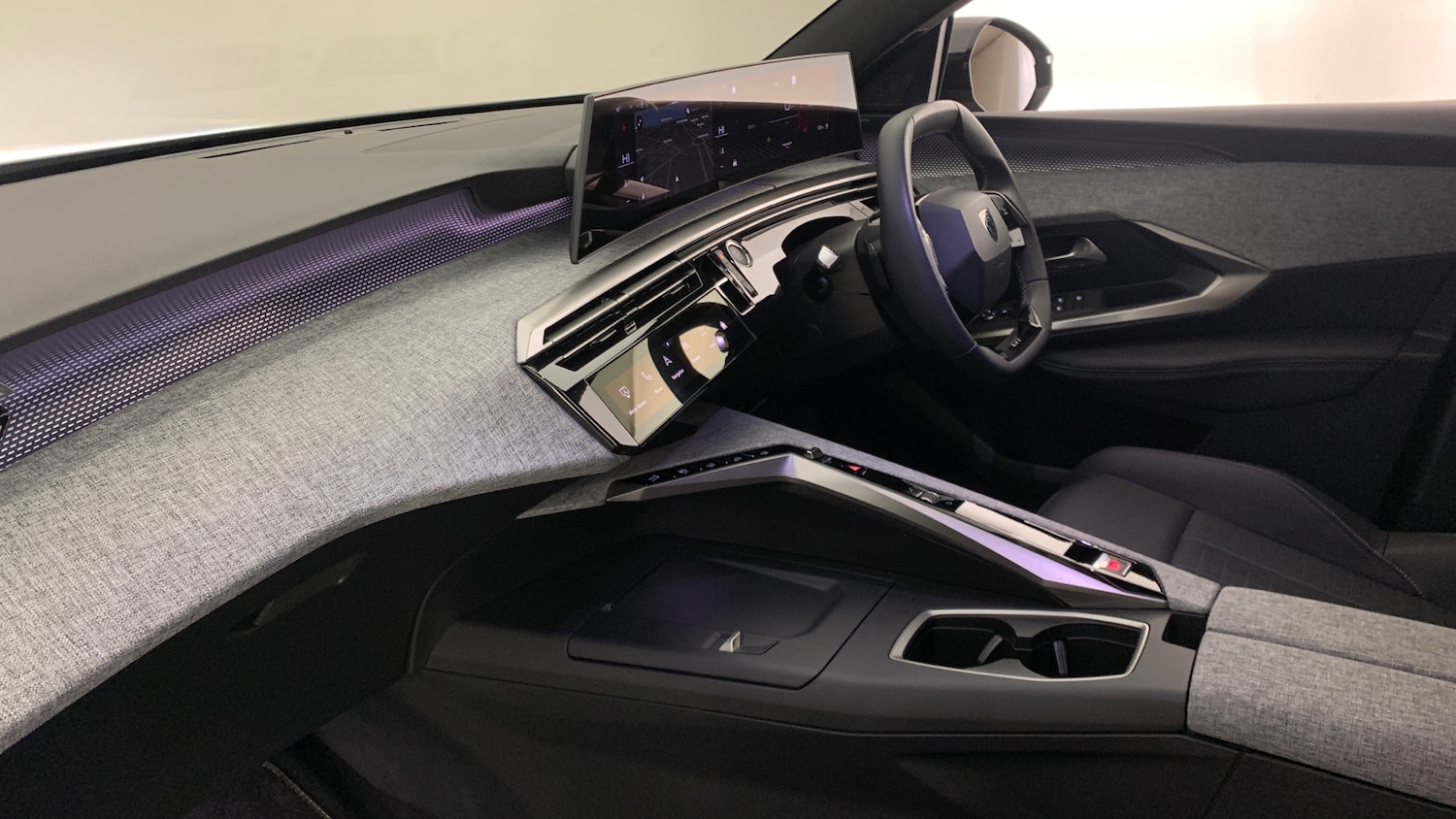 Used Peugeot 5008 2025 for sale - 76419706: Photo 2