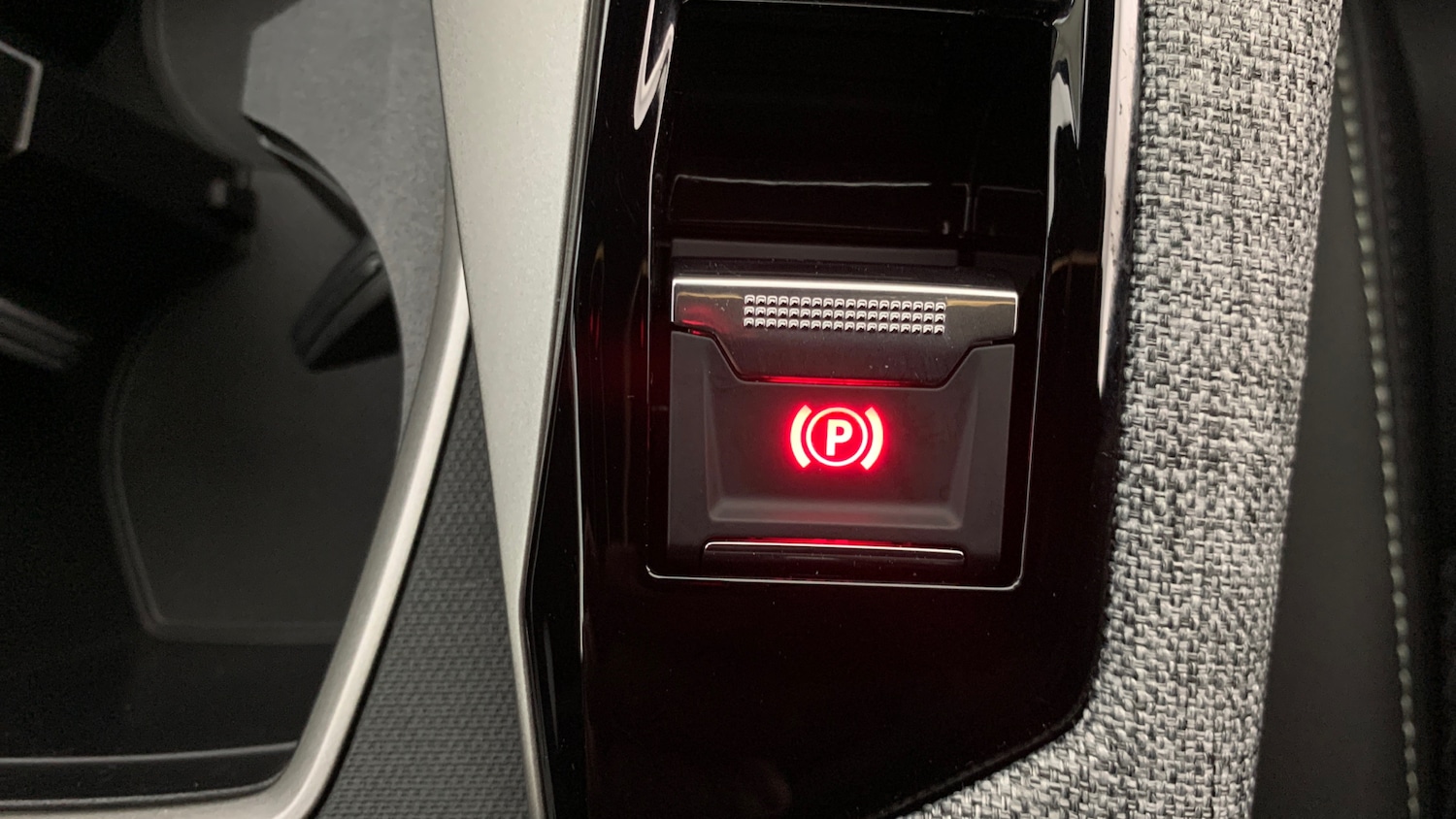 Used Peugeot 5008 2025 for sale - 76419706: Photo 35