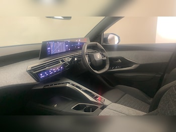 Used Peugeot 5008 2025 for sale - 78823884: Photo