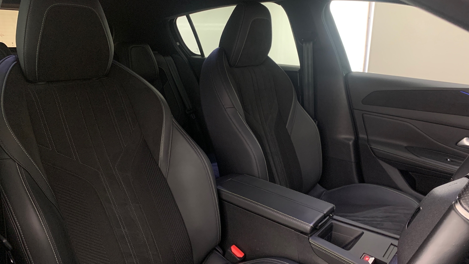 Used Peugeot 308 2023 for sale - 76690704: Photo 41