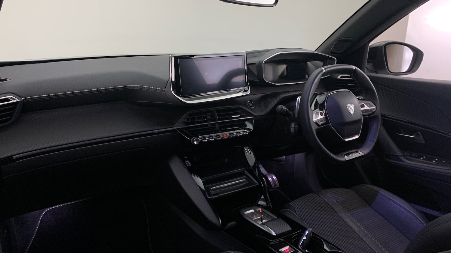 Used Peugeot 2008 2025 for sale - 77926627: Photo 2