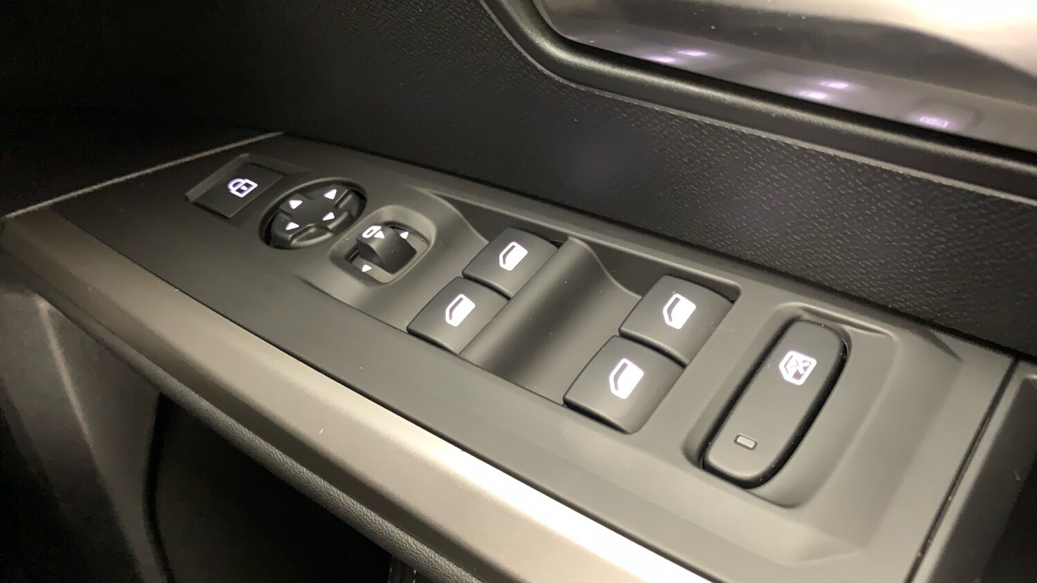 Used Peugeot 5008 2025 for sale - 78205953: Photo 39