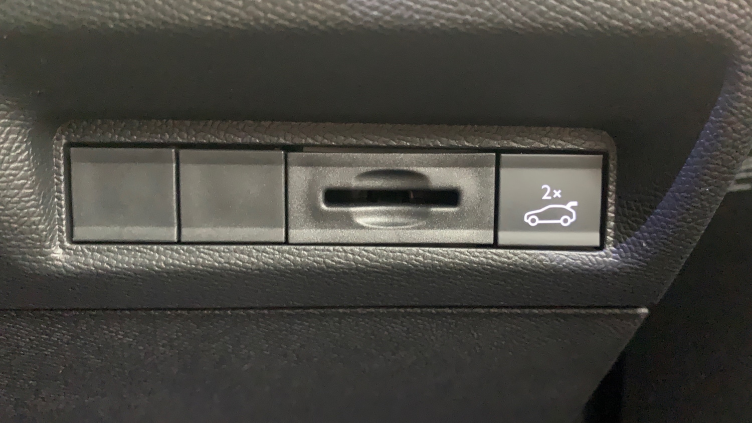 Used Peugeot 408 2024 for sale - 77332367: Photo 21