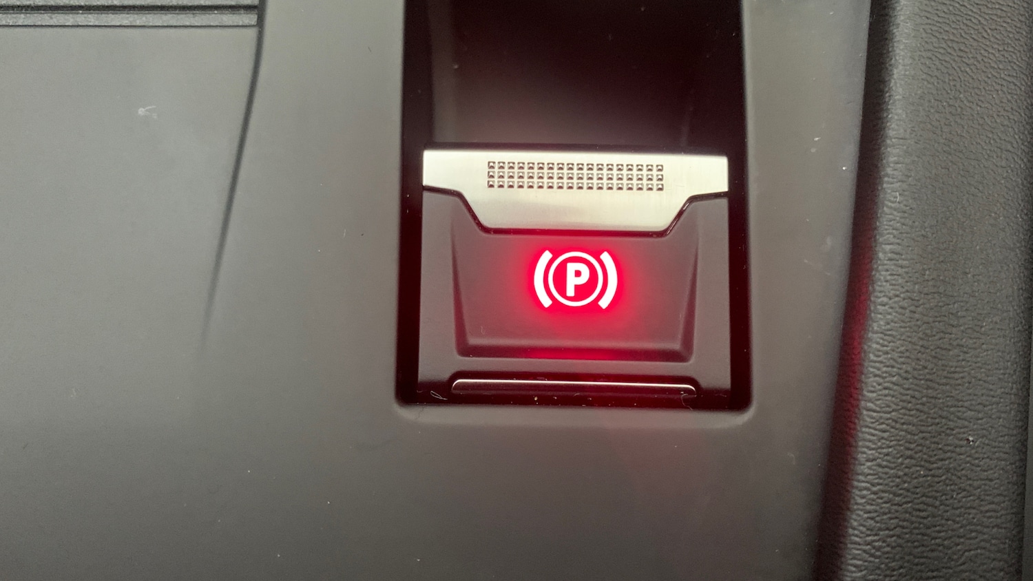 Used Peugeot 408 2024 for sale - 77332367: Photo 37