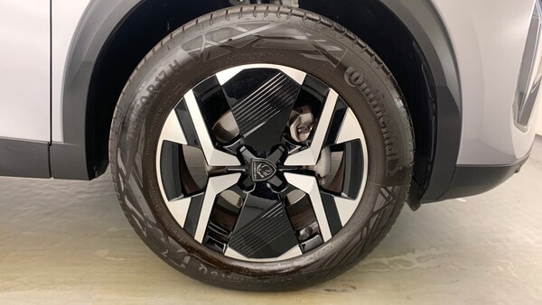 Used Peugeot 2008 2024 for sale - 75187952: Photo 23