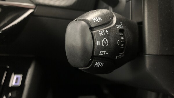 Used Peugeot 2008 2024 for sale - 75187952: Photo 36