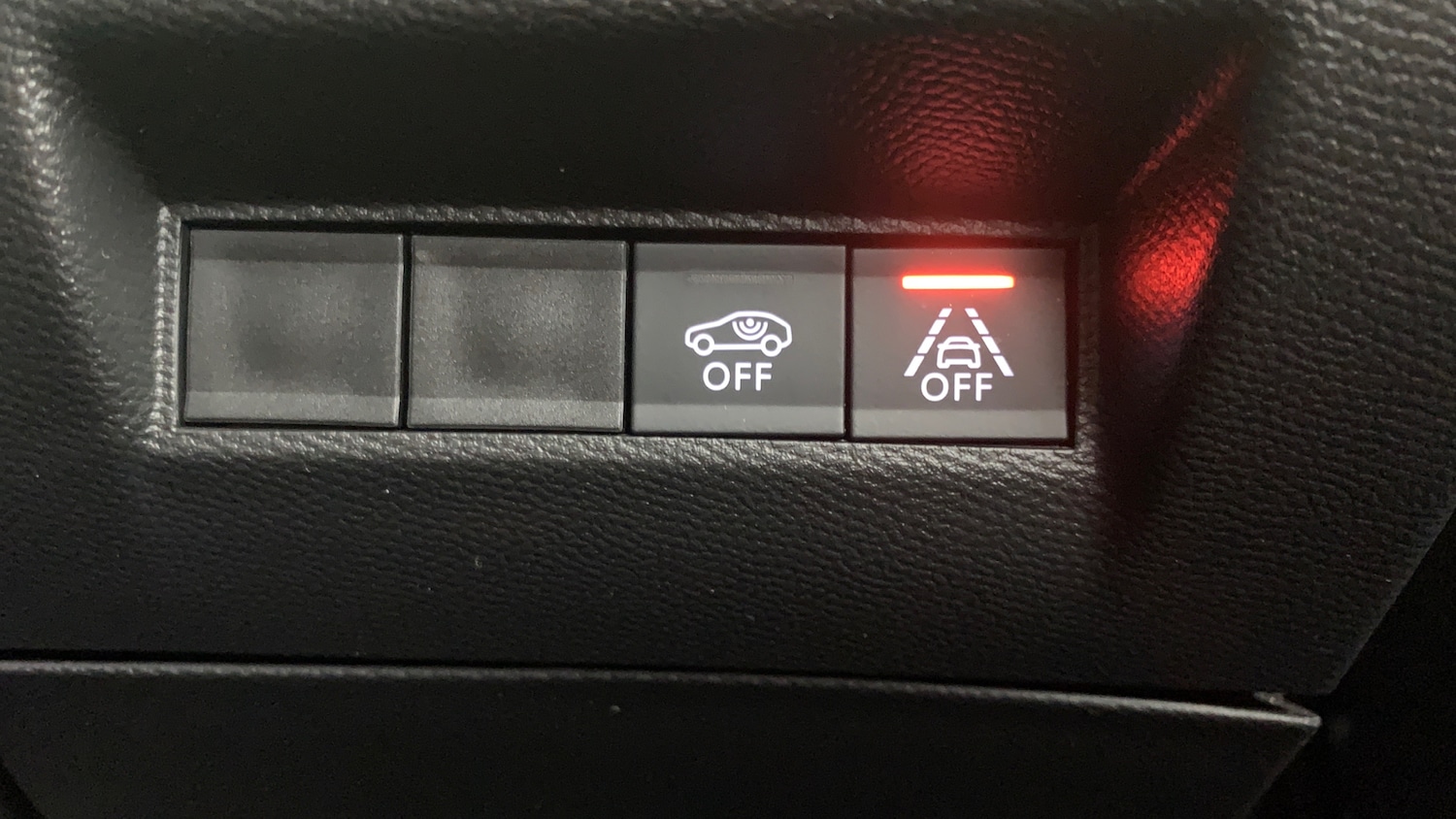 Used Peugeot 2008 2023 for sale - 77121163: Photo 21