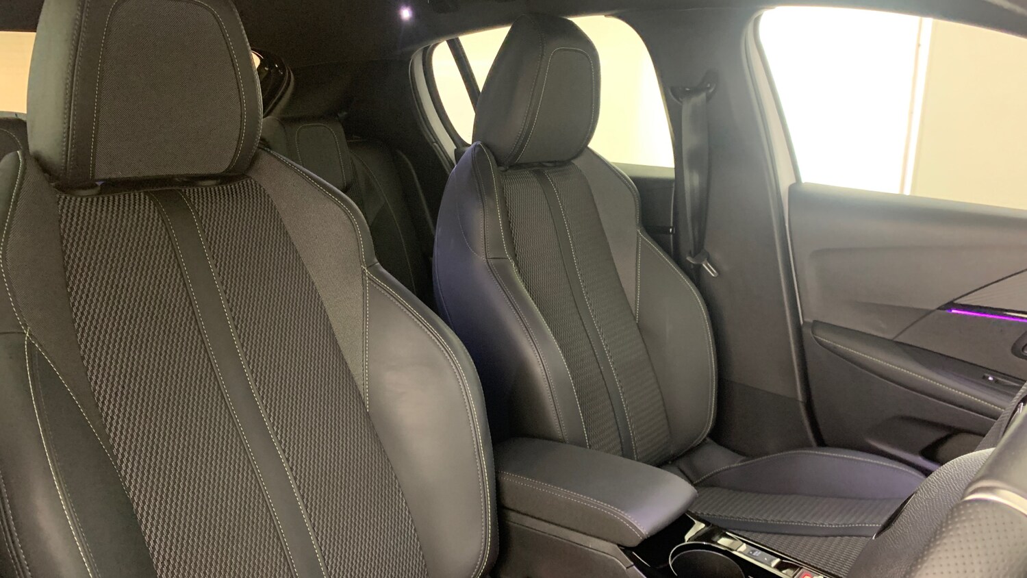 Used Peugeot 208 2025 for sale - 76621409: Photo 44