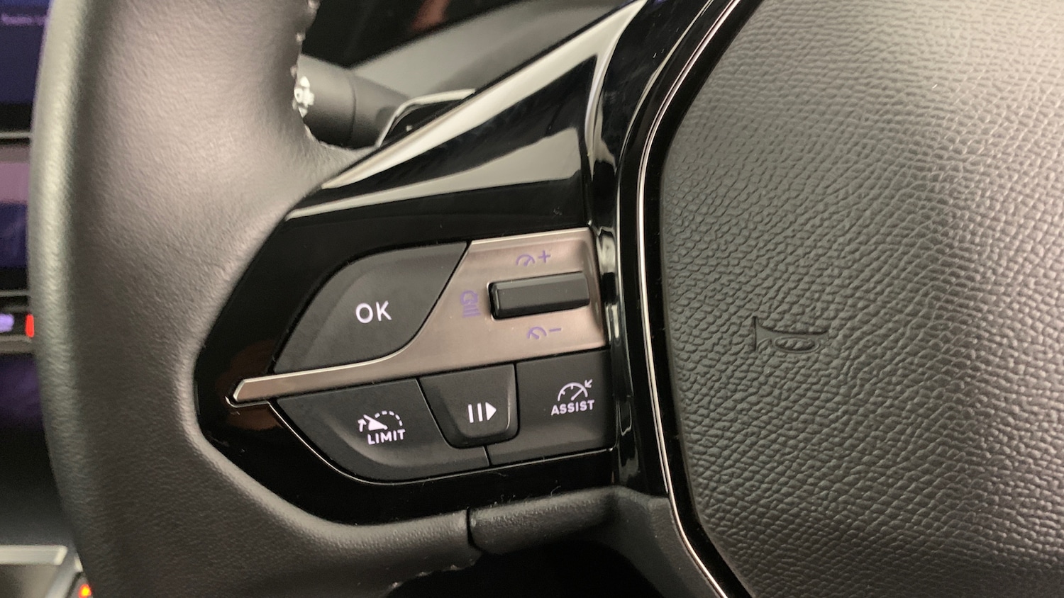 Used Peugeot 408 2024 for sale - 76419756: Photo 19