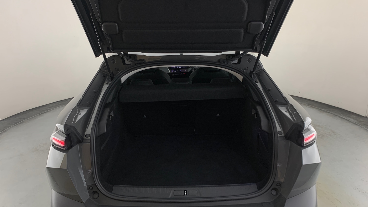 Used Peugeot 408 2024 for sale - 76419756: Photo 5