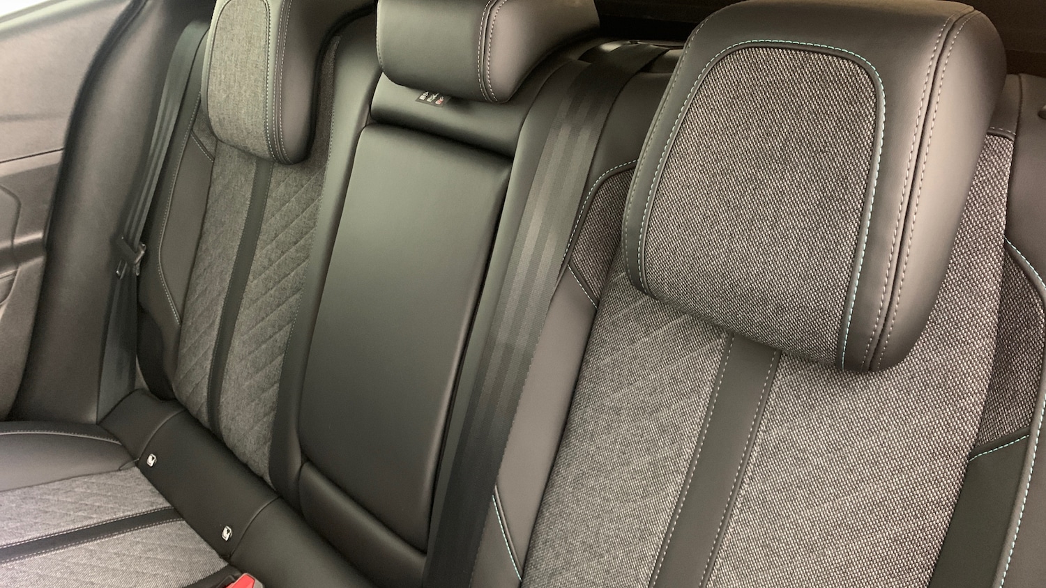 Used Peugeot 408 2024 for sale - 76419756: Photo 8