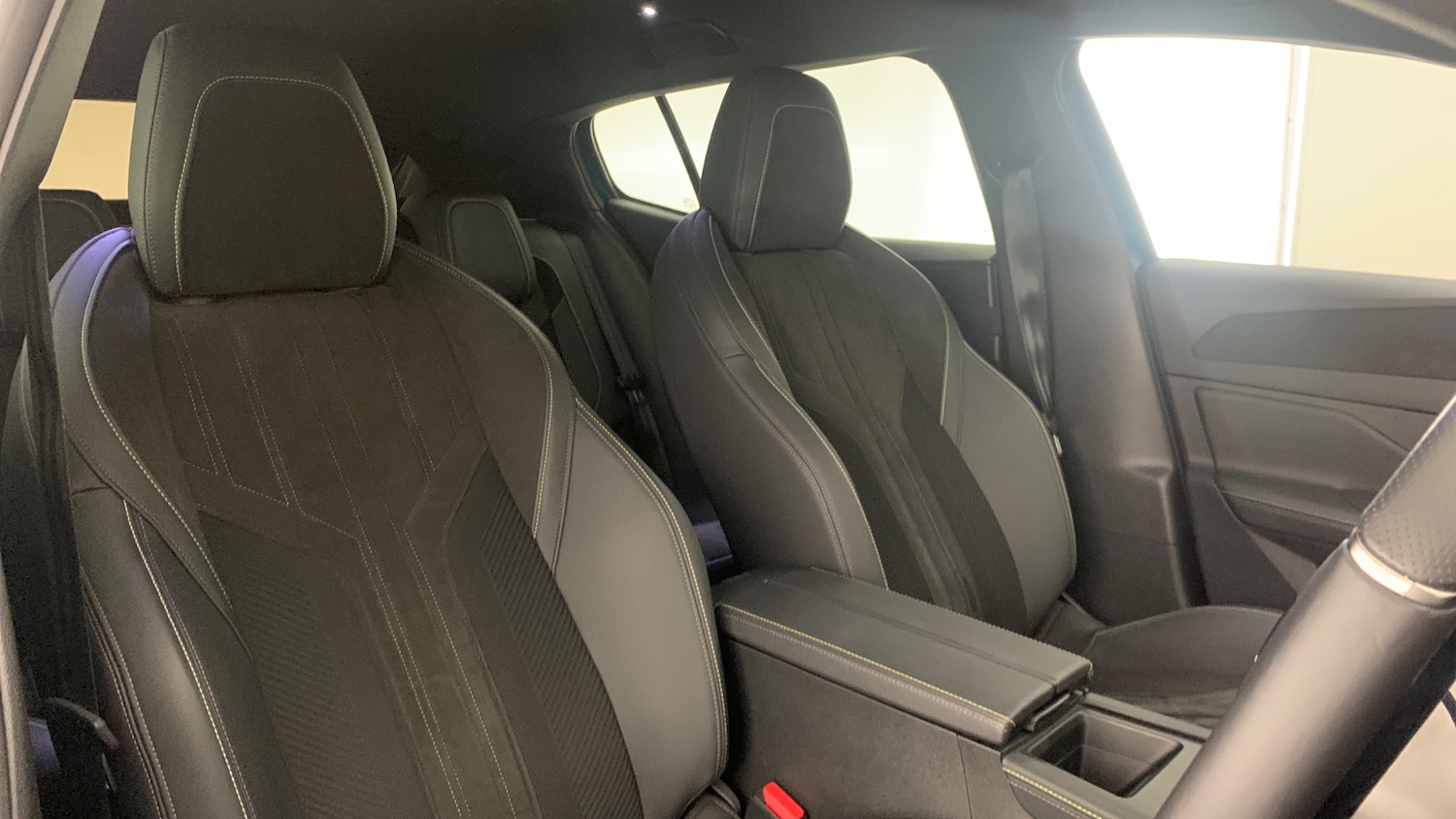 Used Peugeot 408 2024 for sale - 76659872: Photo 42