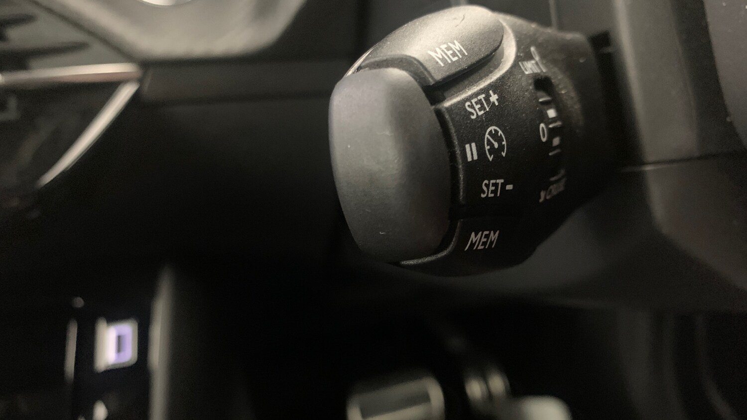 Used Peugeot 2008 2024 for sale - 76260944: Photo 35