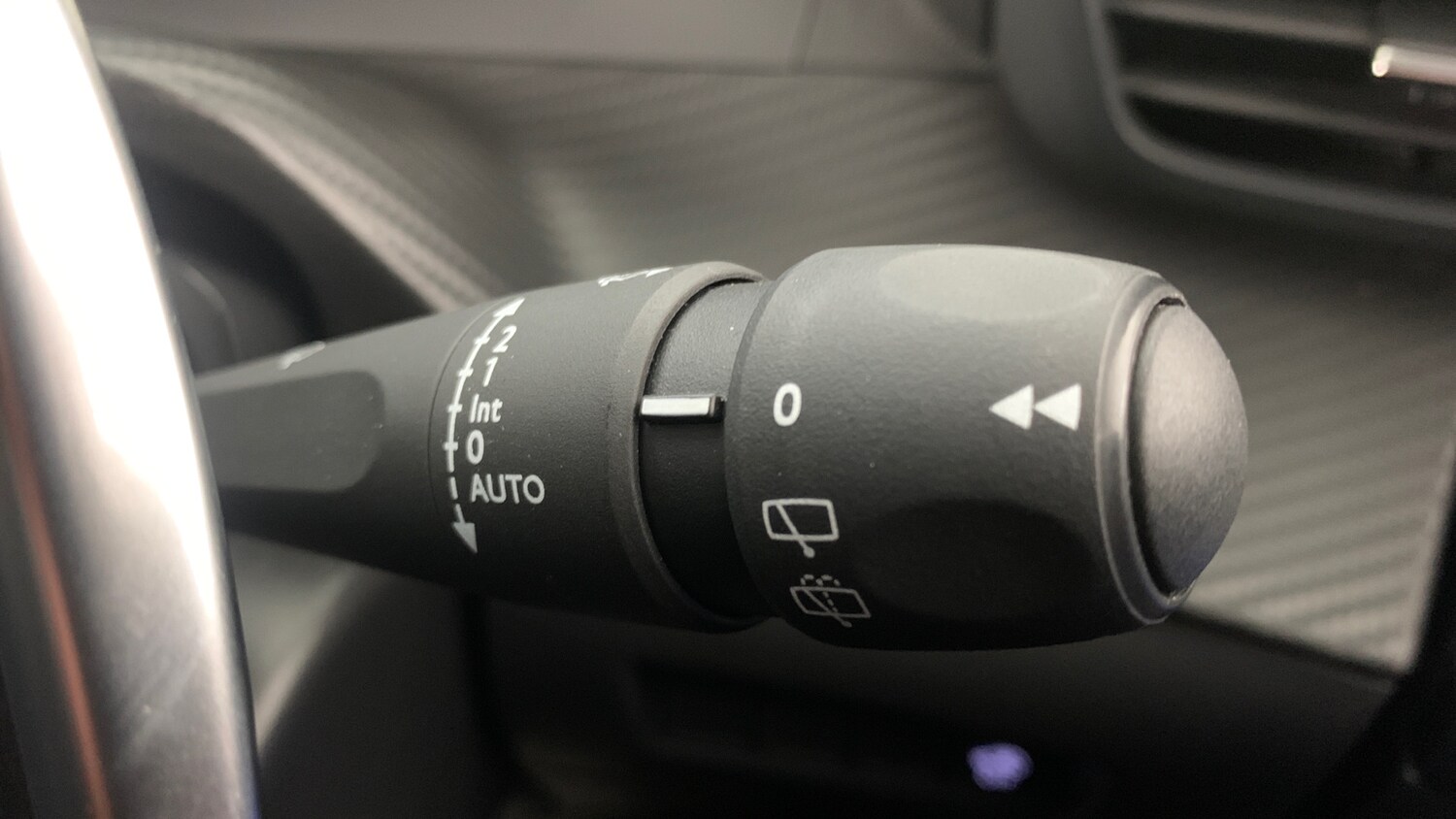 Used Peugeot 2008 2025 for sale - 78158136: Photo 17