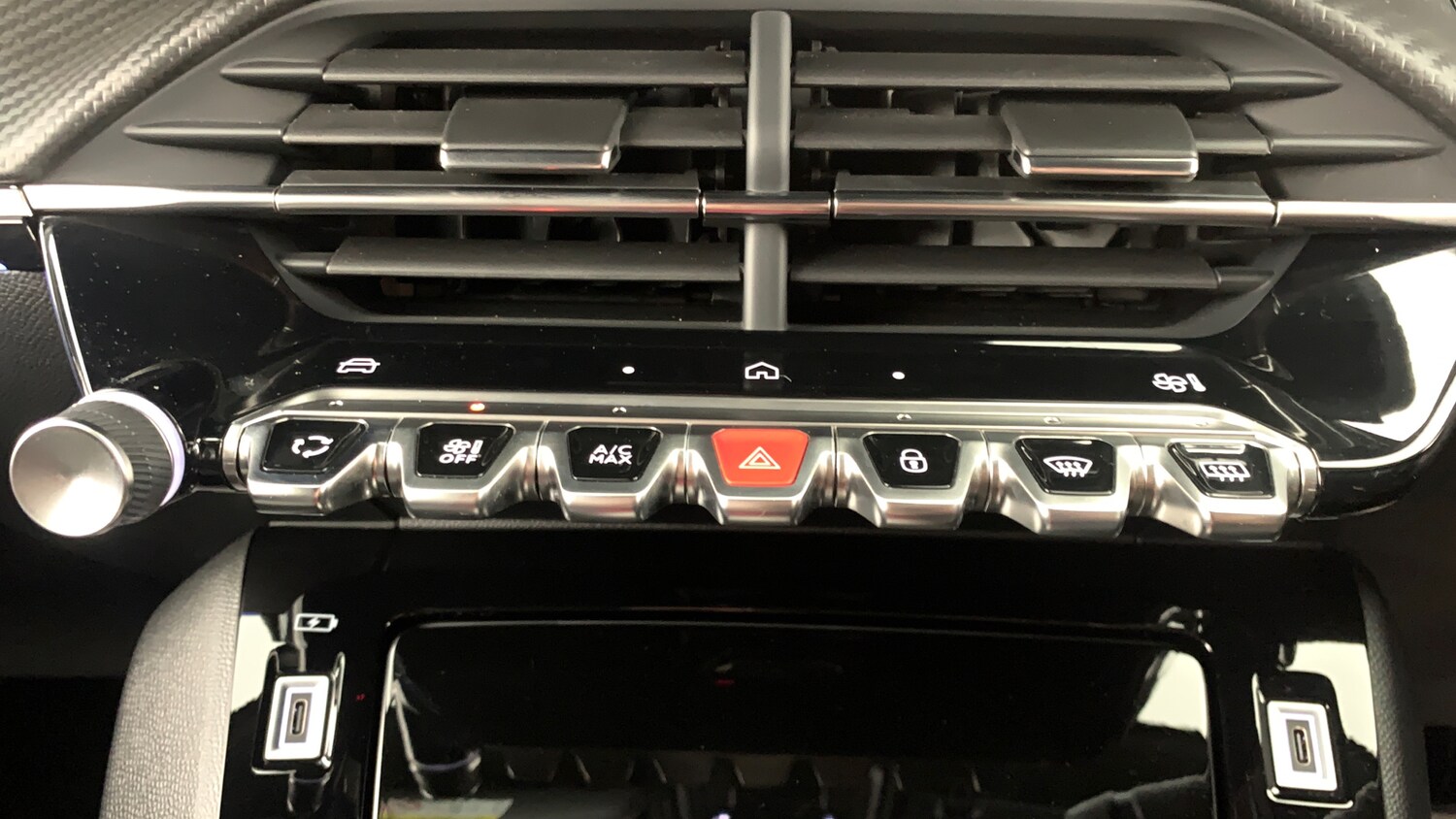 Used Peugeot 2008 2025 for sale - 78158136: Photo 52