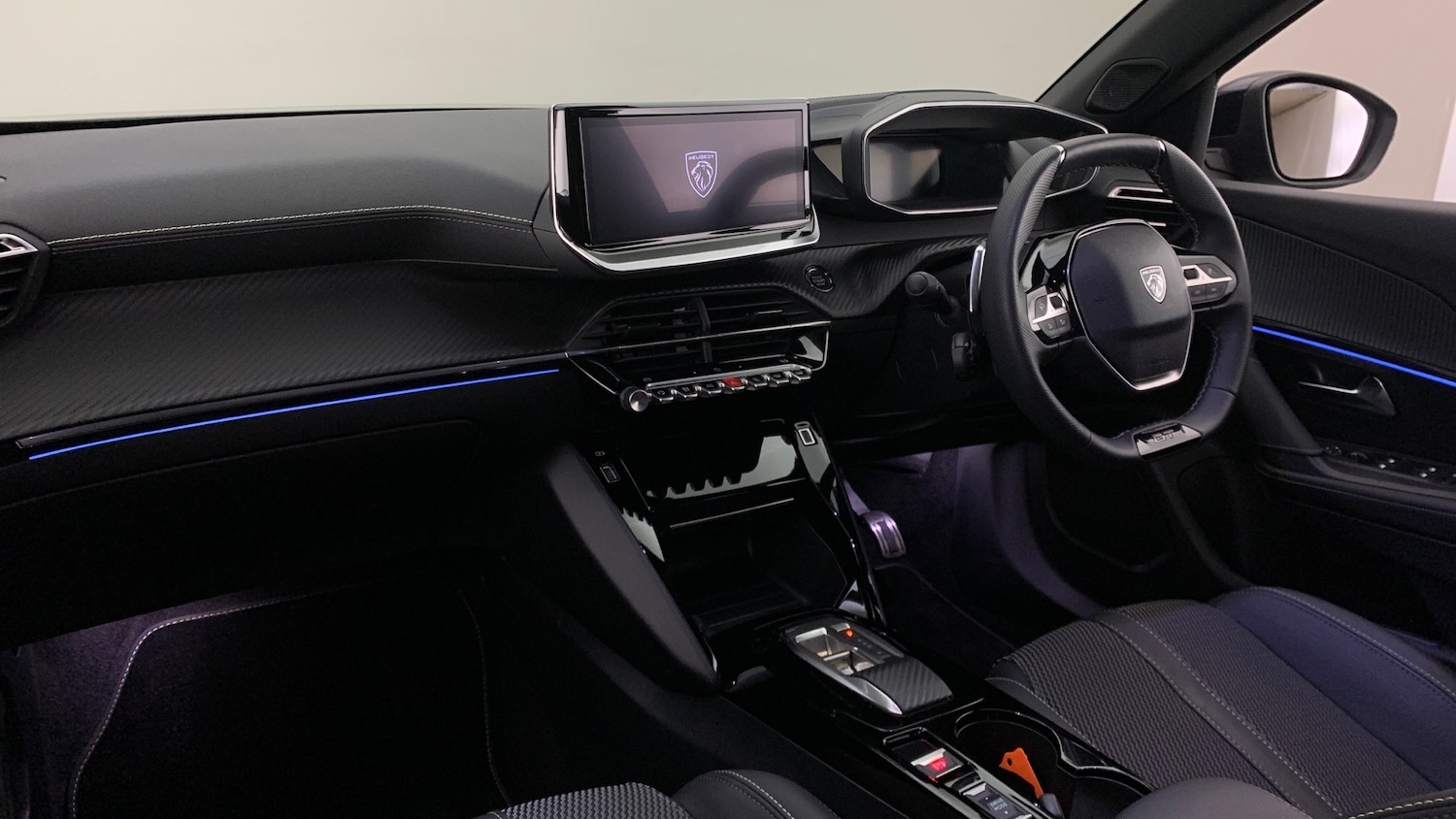 Used Peugeot 2008 2025 for sale - 77959124: Photo 2