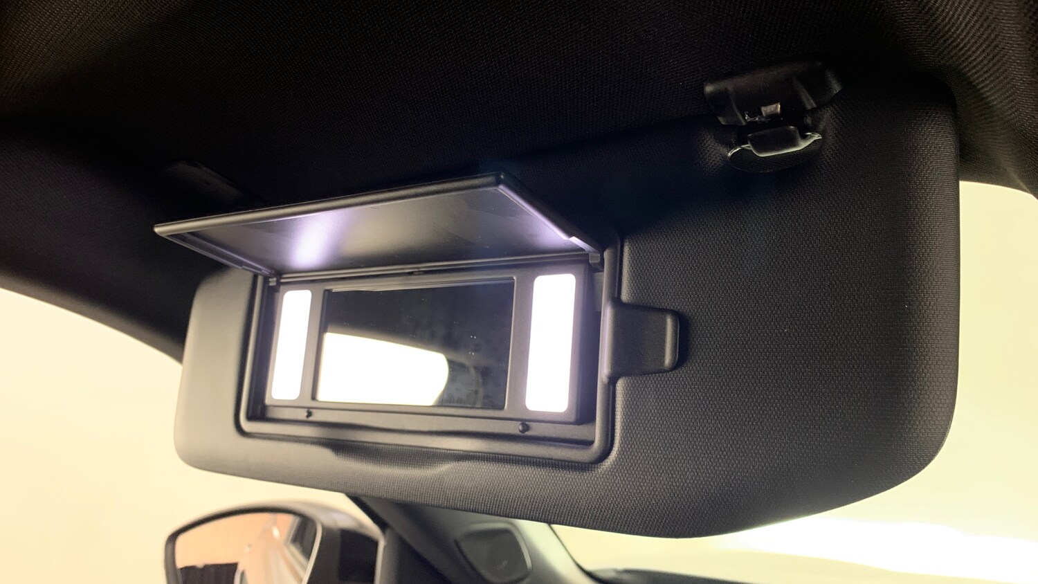 Used Peugeot 2008 2025 for sale - 77959124: Photo 38