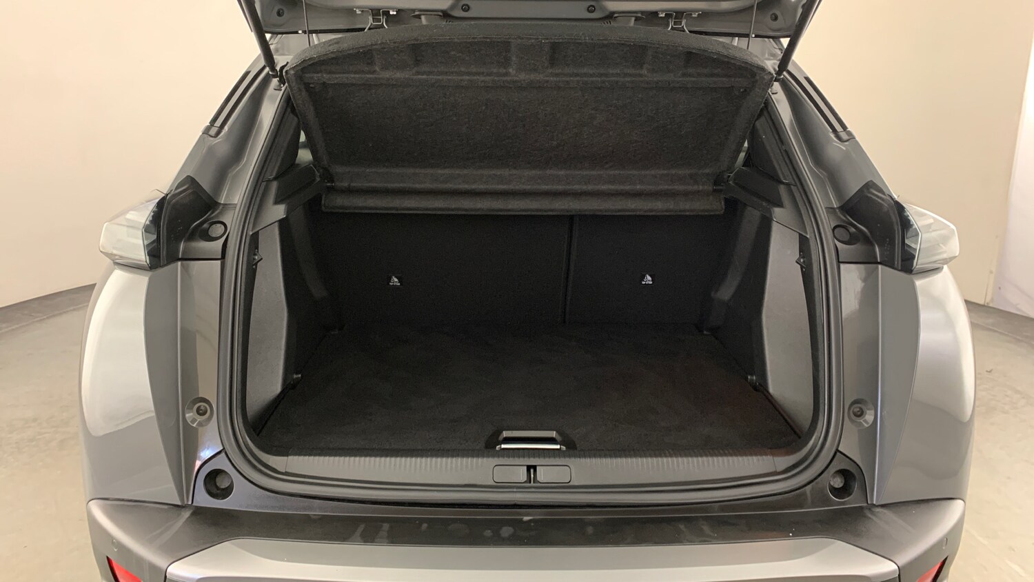 Used Peugeot 2008 2025 for sale - 77959124: Photo 5