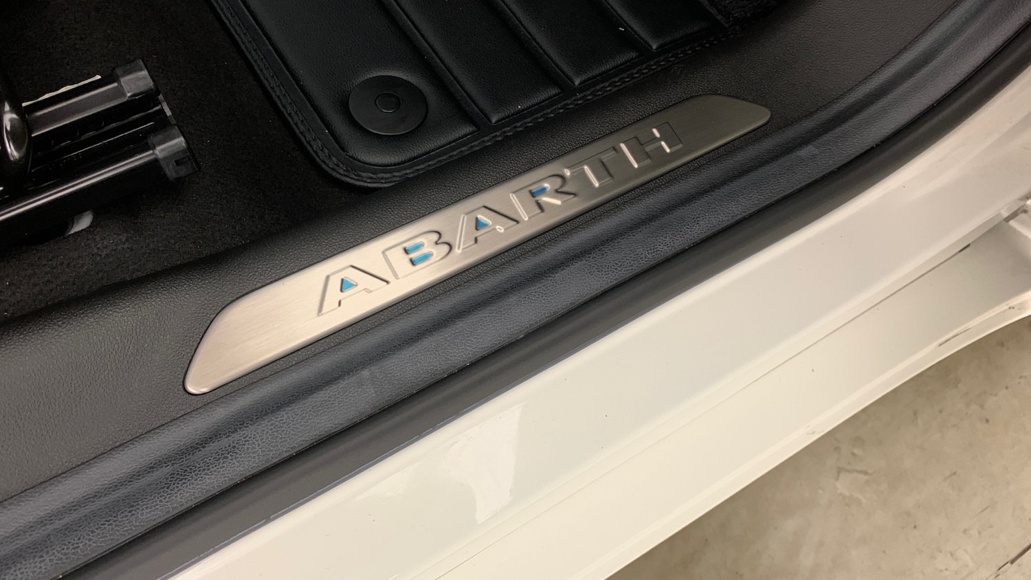 Used Abarth 500 2024 for sale - 78008362: Photo 62