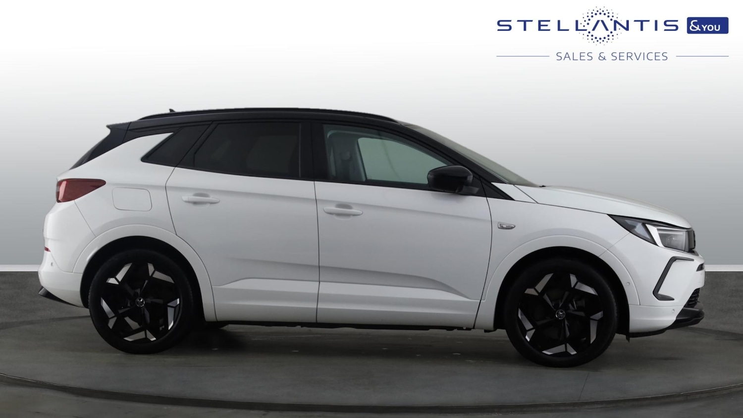 Used Vauxhall Grandland 2023 for sale - 76486451: Photo 4