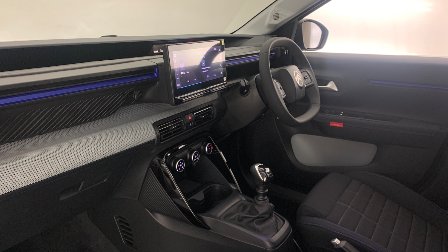 Used Citroen C3 2025 for sale - 76574314: Photo 2