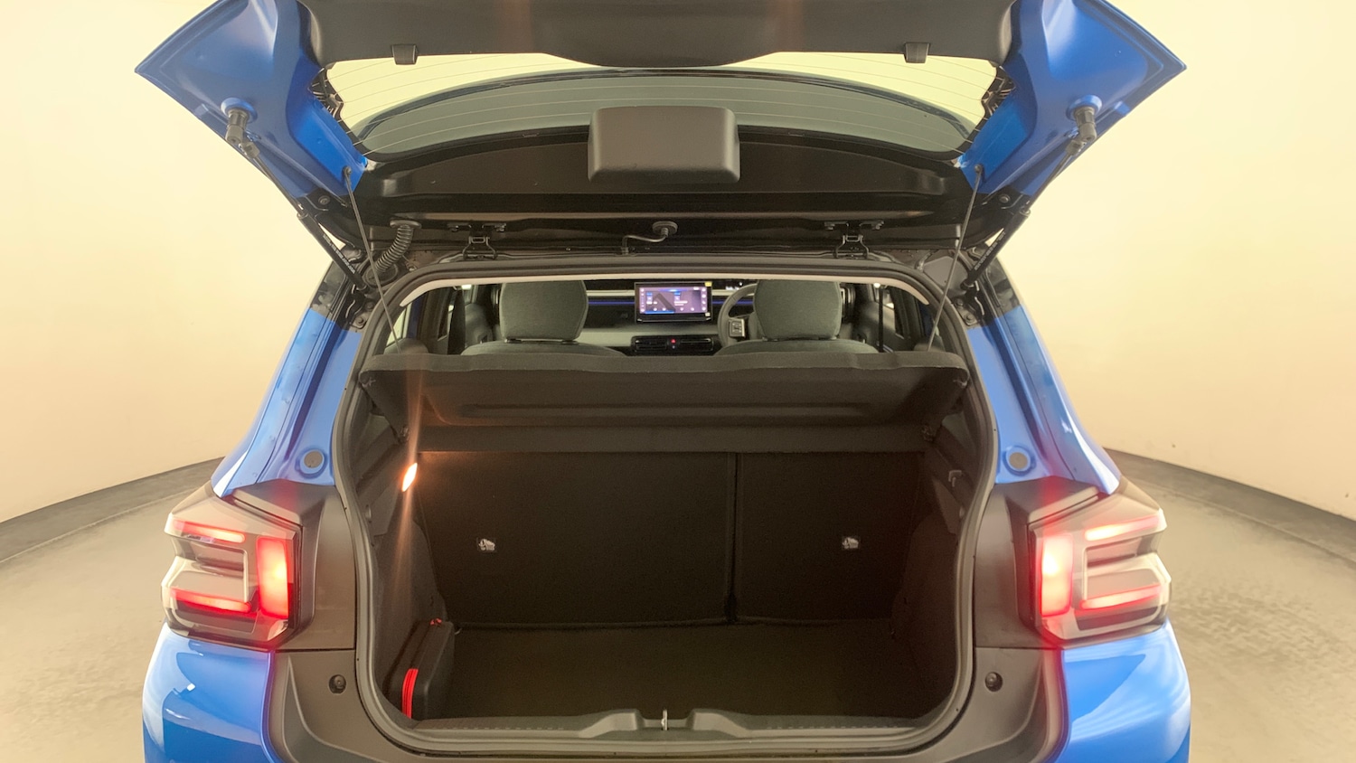 Used Citroen C3 2025 for sale - 76574314: Photo 5