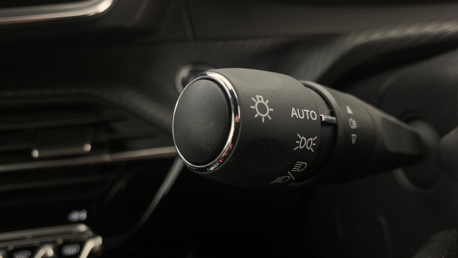 Used Peugeot 2008 2024 for sale - 76787607: Photo 34