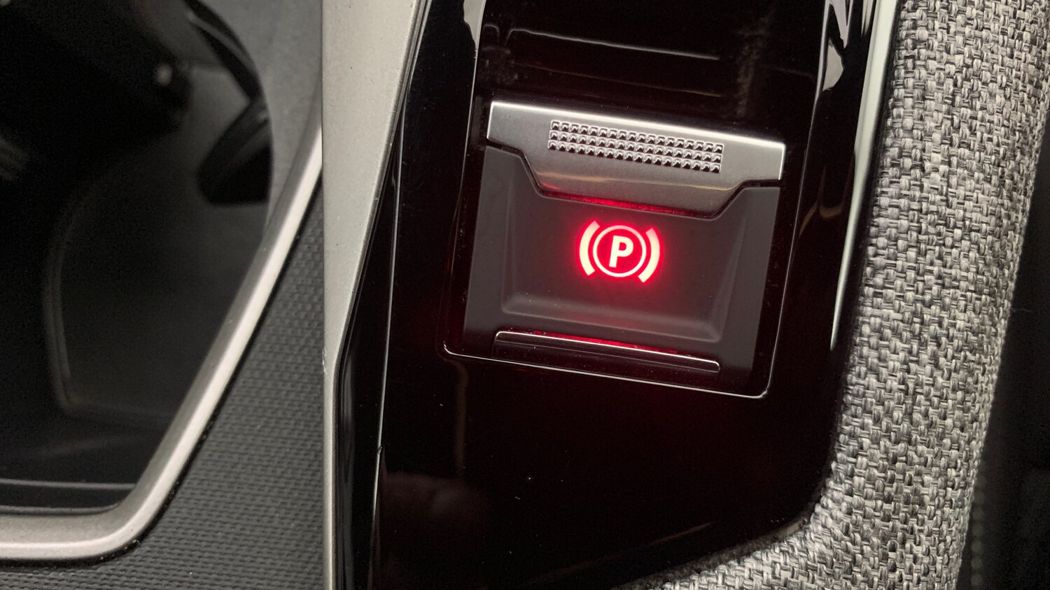 Used Peugeot 5008 2025 for sale - 76621412: Photo 35