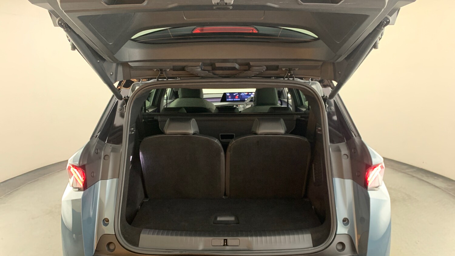 Used Peugeot 5008 2025 for sale - 76621412: Photo 5