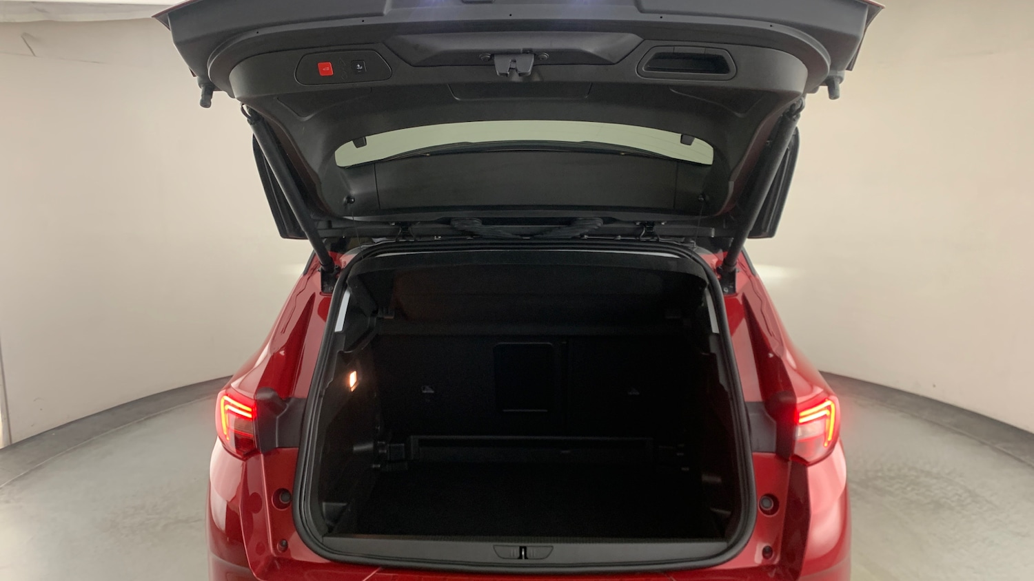 Used Vauxhall Grandland 2023 for sale - 76486462: Photo 5