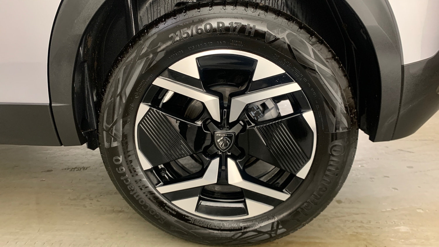 Used Peugeot 2008 2025 for sale - 76966098: Photo 17
