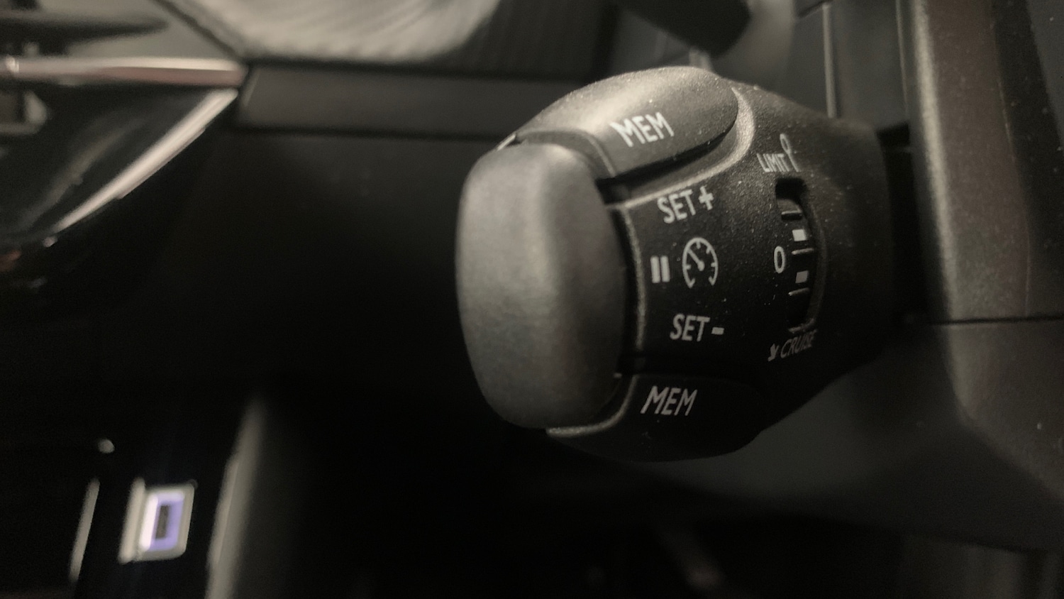 Used Peugeot 2008 2025 for sale - 76966098: Photo 37