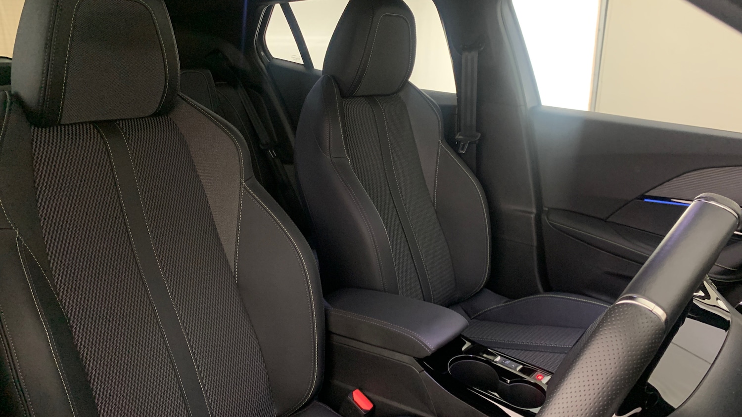 Used Peugeot 2008 2025 for sale - 76966098: Photo 43