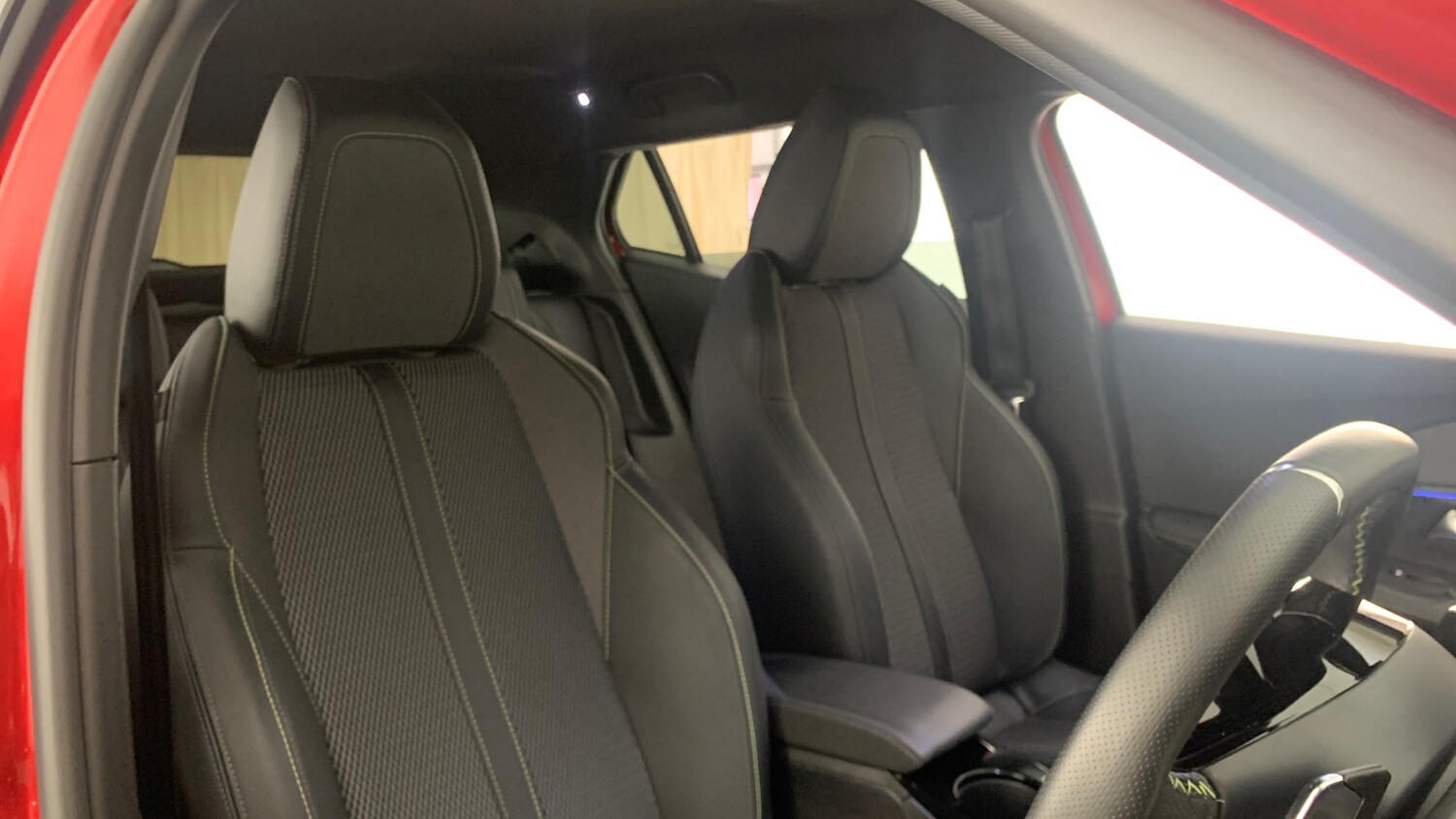 Used Peugeot 2008 2025 for sale - 77825833: Photo 40