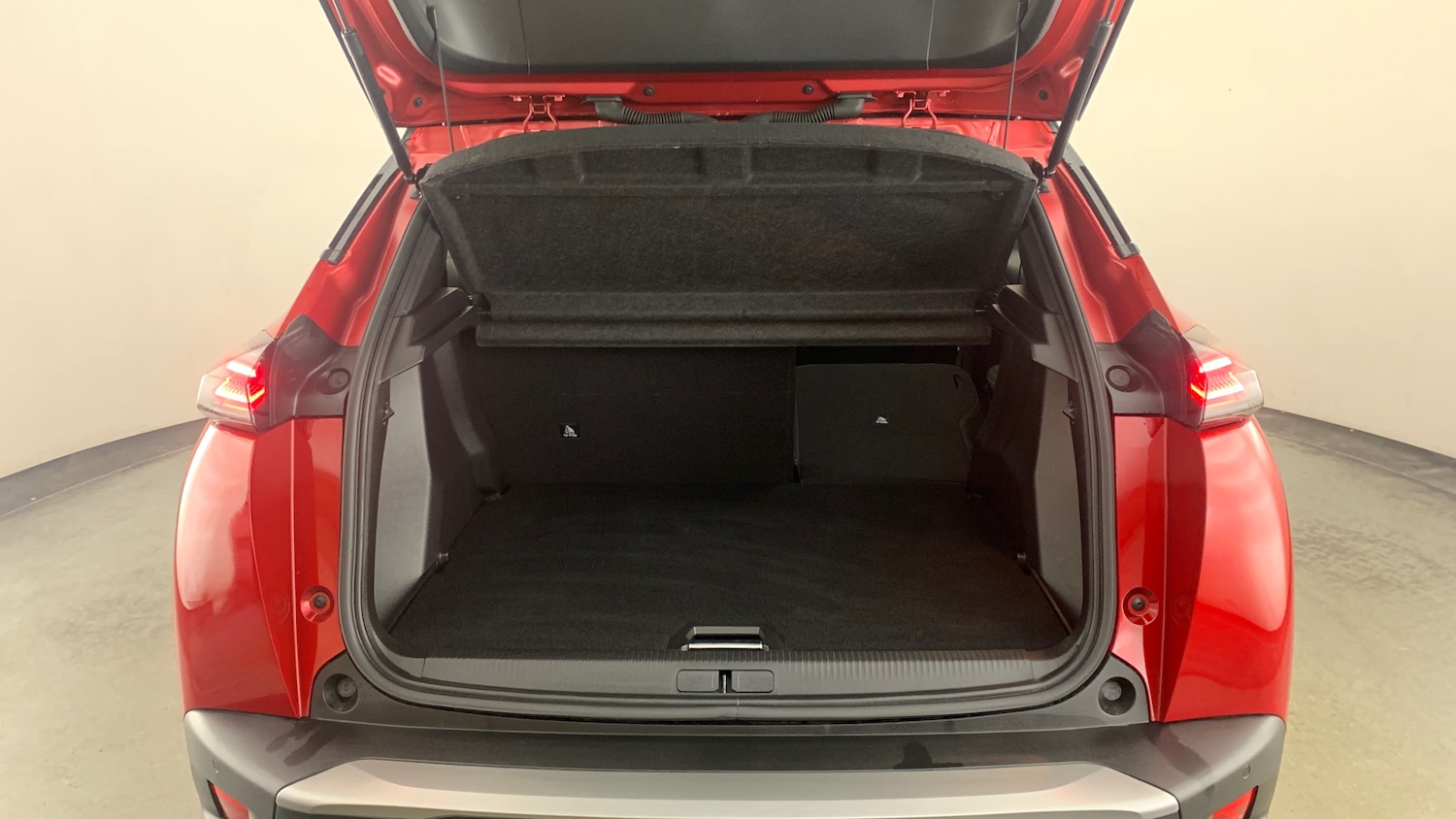 Used Peugeot 2008 2025 for sale - 77825833: Photo 5