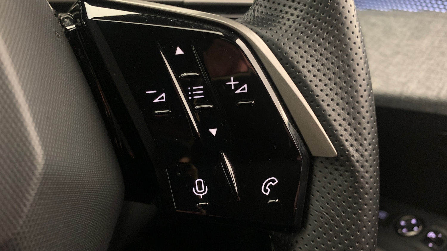 Used Peugeot 3008 2025 for sale - 77042352: Photo 18