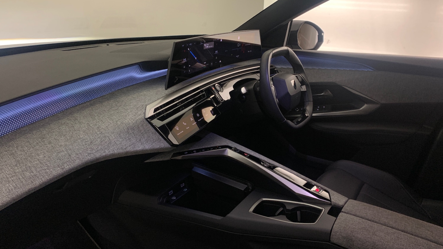 Used Peugeot 3008 2025 for sale - 77042352: Photo 2