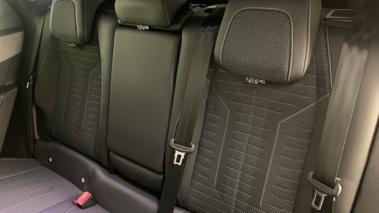 Used Peugeot 3008 2025 for sale - 77042352: Photo 8