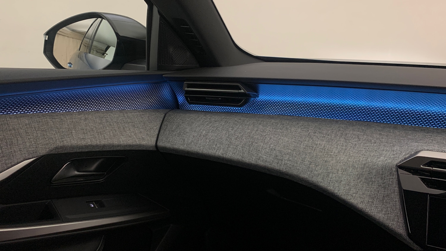 Used Peugeot 3008 2025 for sale - 77132428: Photo 41