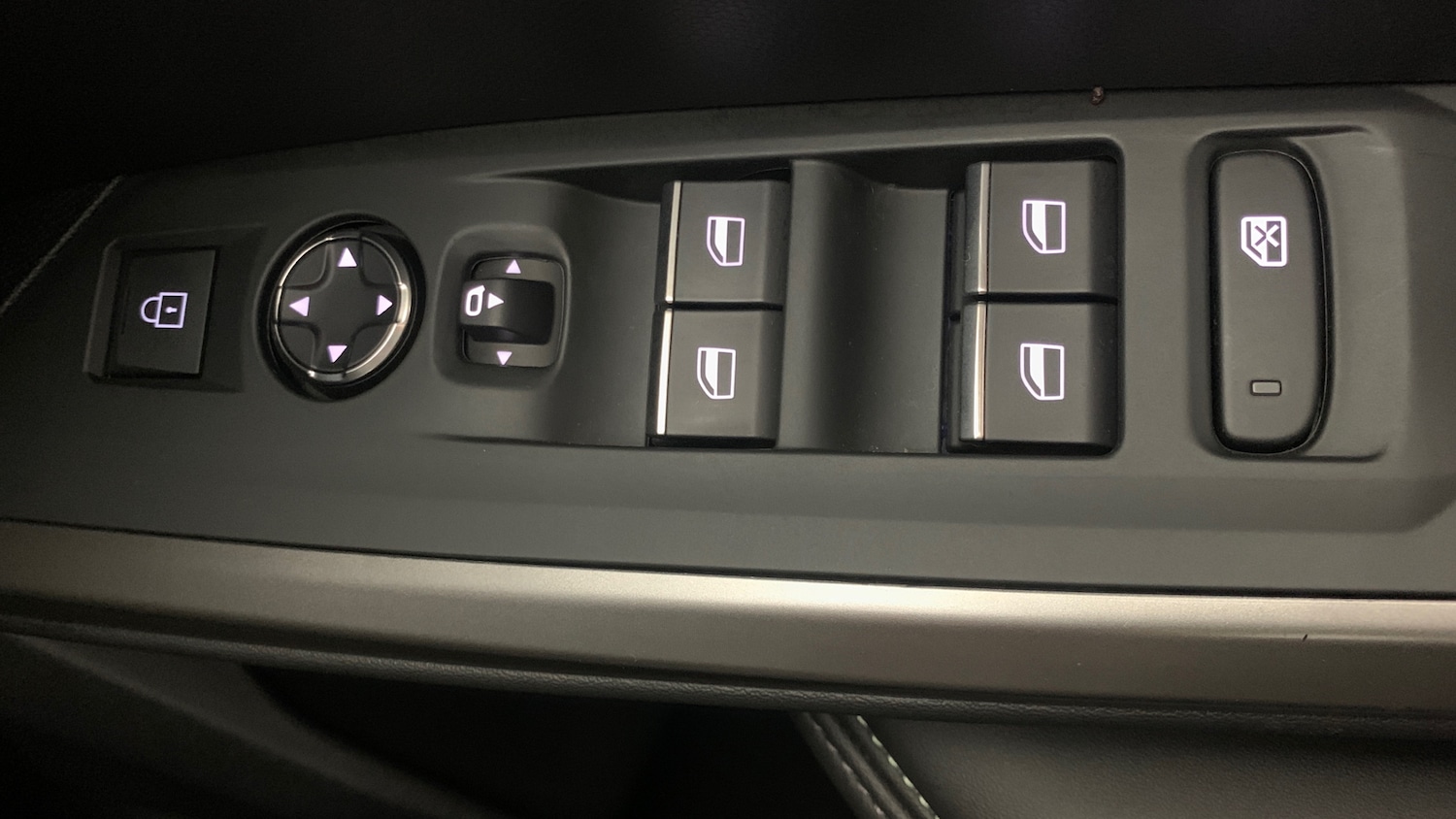 Used Peugeot 3008 2025 for sale - 77132428: Photo 47