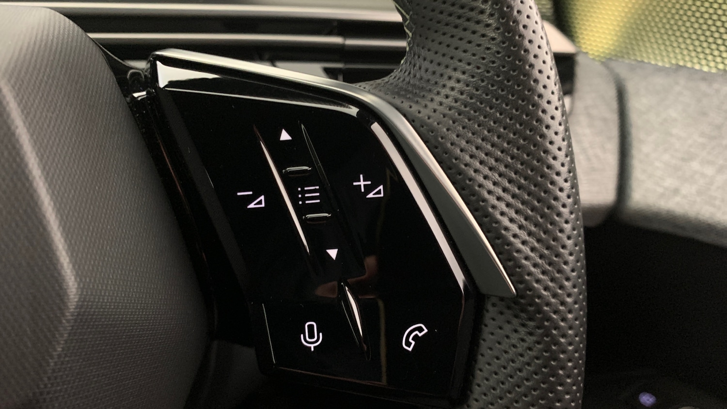 Used Peugeot 3008 2024 for sale - 76887886: Photo 18