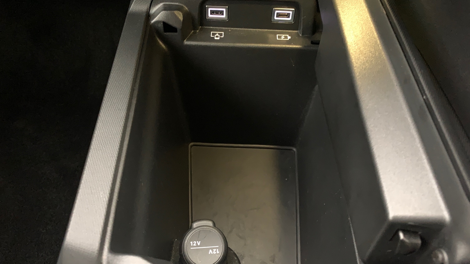 Used Peugeot 3008 2024 for sale - 76887886: Photo 25