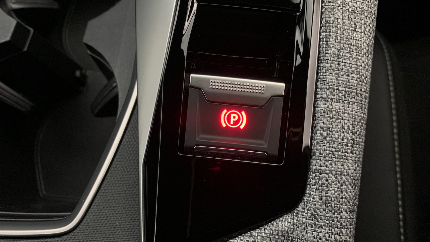 Used Peugeot 3008 2024 for sale - 76887886: Photo 36