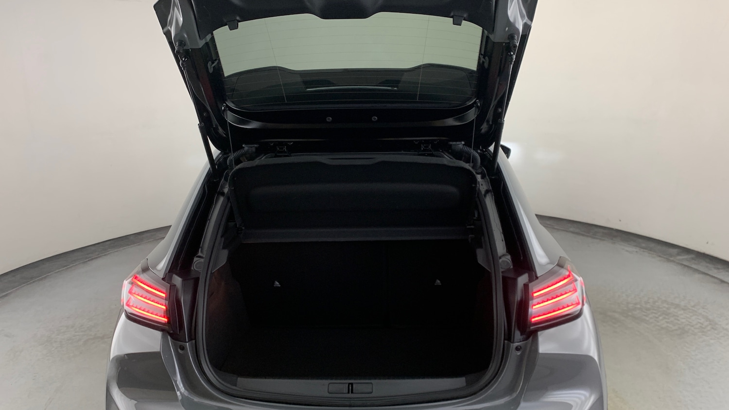 Used Peugeot 208 2025 for sale - 76621458: Photo 5